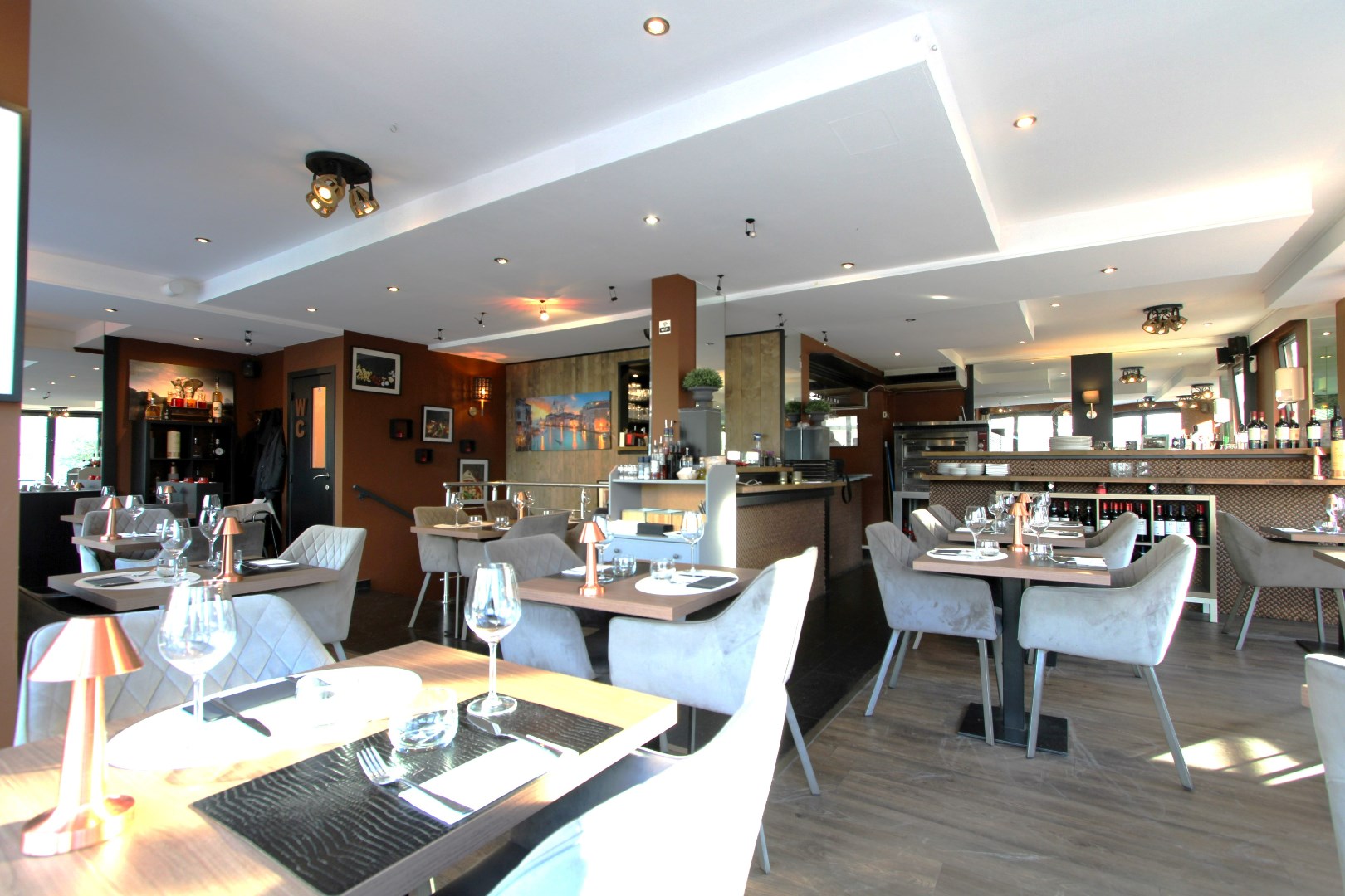 Van Acker Real Estate, Insurance & Invest